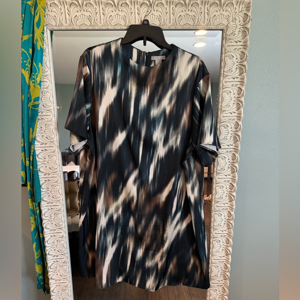 Beautiful H&M shift dress.